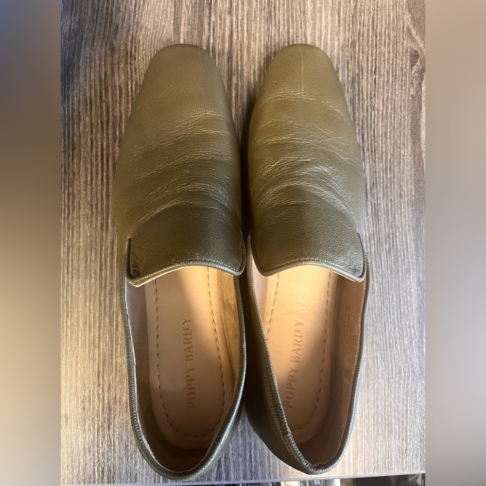 Poppy Barley flats green size 8.5 the daily loafer